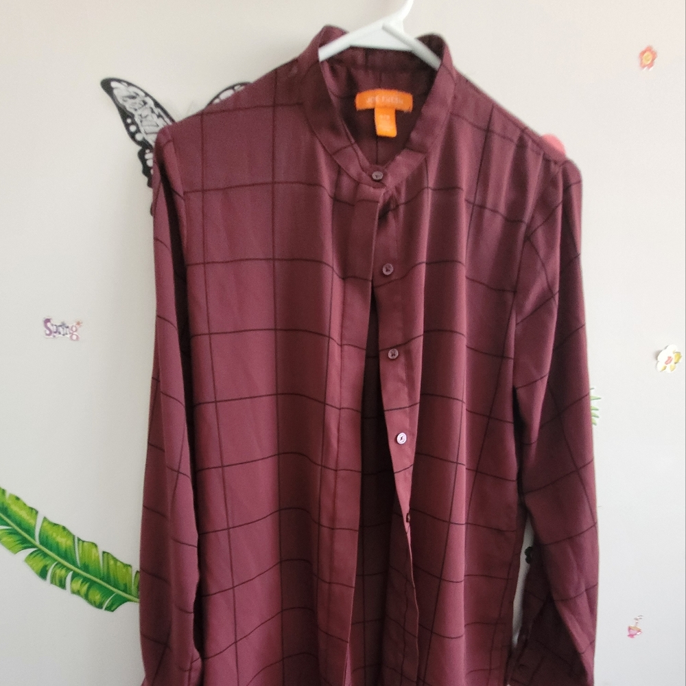 Women's shirt red